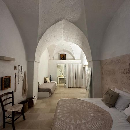 I Tre Coni By Acqua Di Puglia Bed & Breakfast Locorotondo Exterior photo