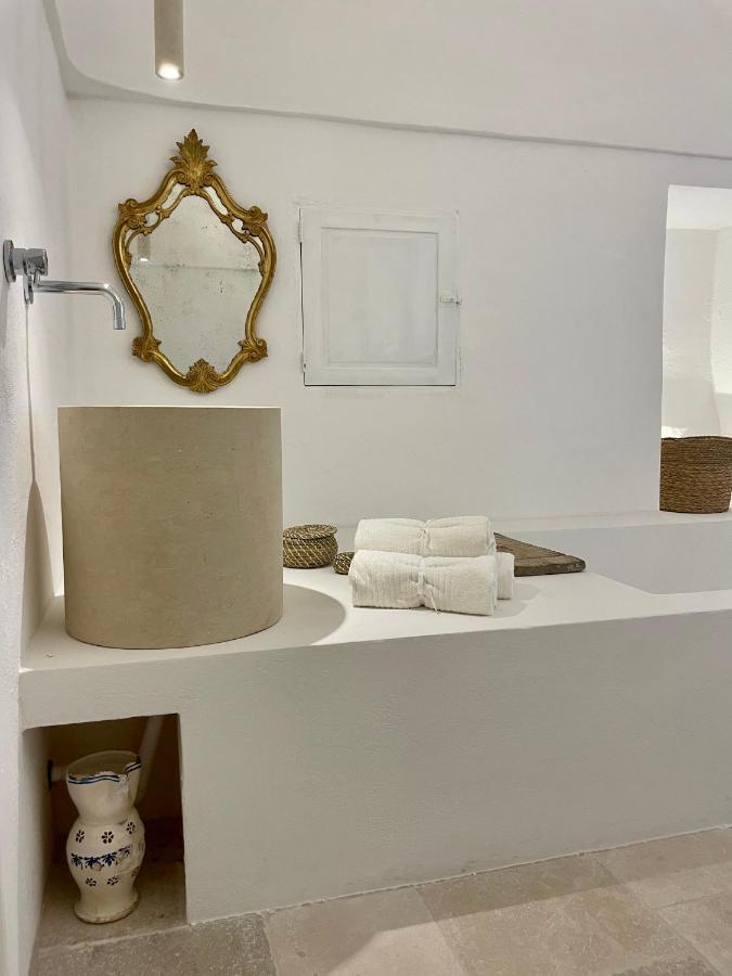 I Tre Coni By Acqua Di Puglia Bed & Breakfast Locorotondo Exterior photo