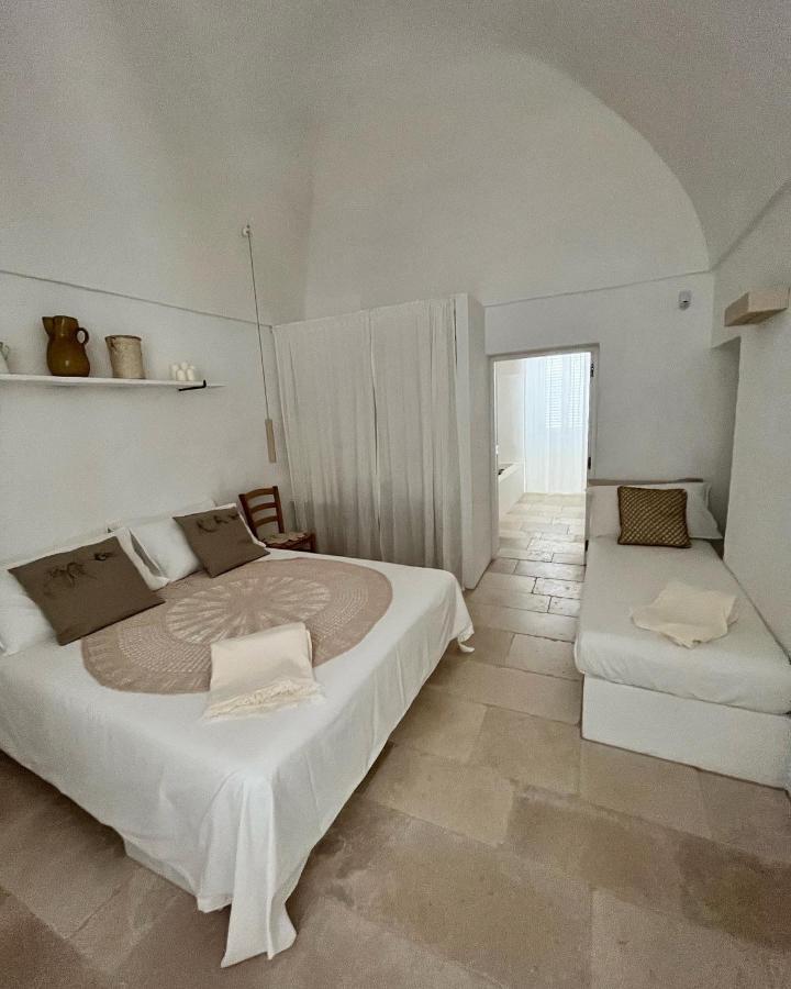 I Tre Coni By Acqua Di Puglia Bed & Breakfast Locorotondo Exterior photo