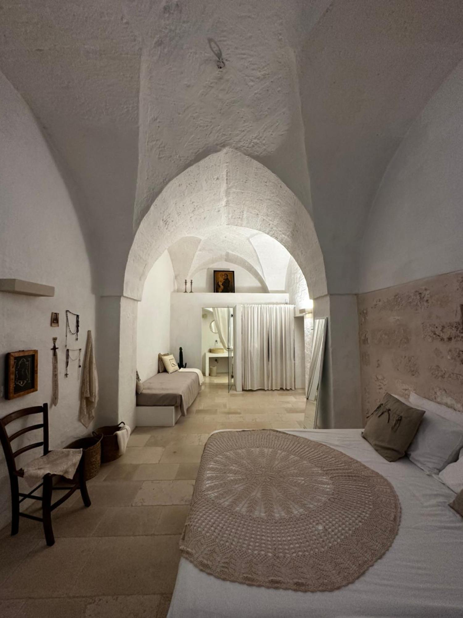 I Tre Coni By Acqua Di Puglia Bed & Breakfast Locorotondo Exterior photo